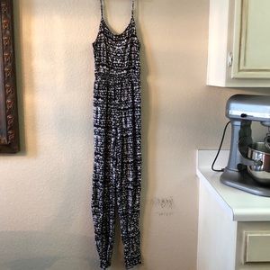 Black and White jumper